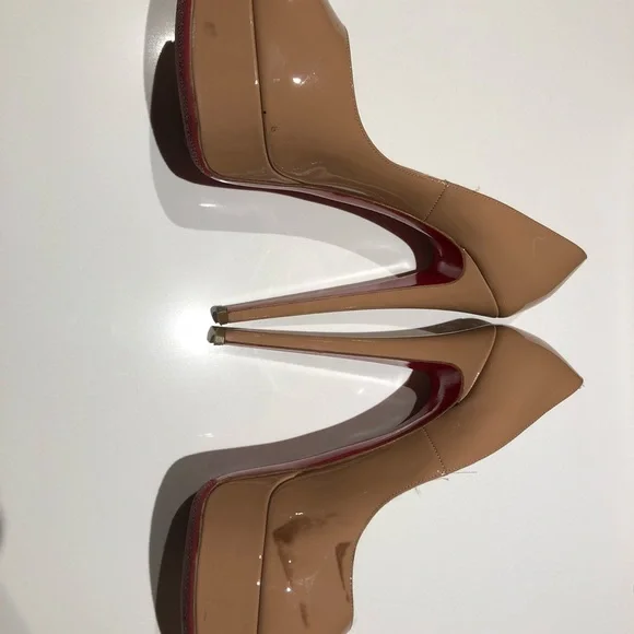 Christian Louboutin Lady Peep Nude Patent Leather- Size 38.5 - Picture 5 of 8